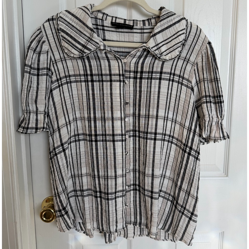 Jane & Delancey Ruffled Collar Button Front Top Sz XL